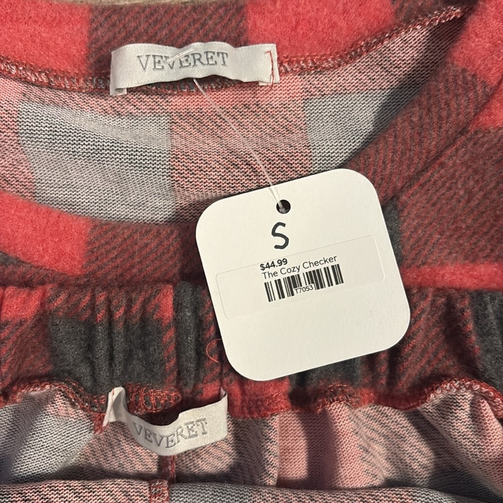 Super soft red plaid PJ set NWT - Picture 3 of 7